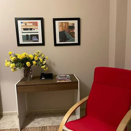 Tirana_cliche_apartment تيرانا